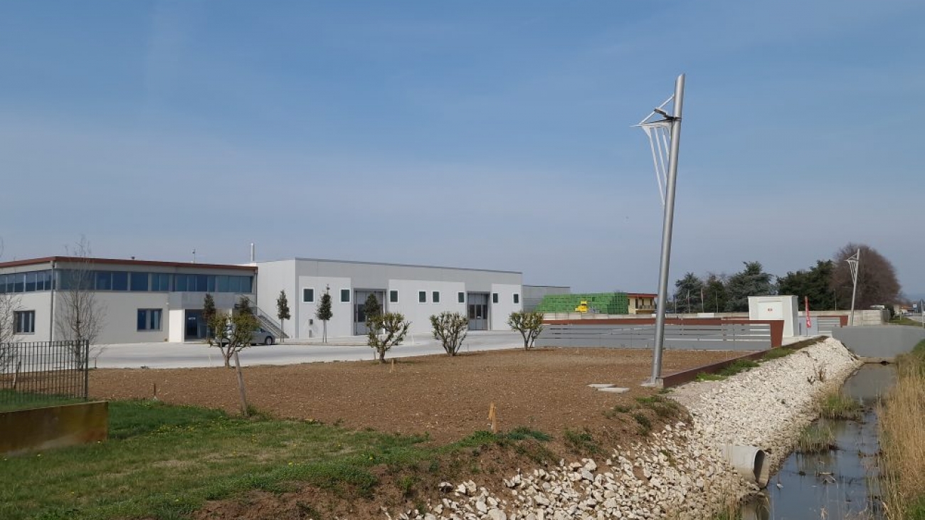 Dal taglio laser alla verniciatura c'è posto per tutto